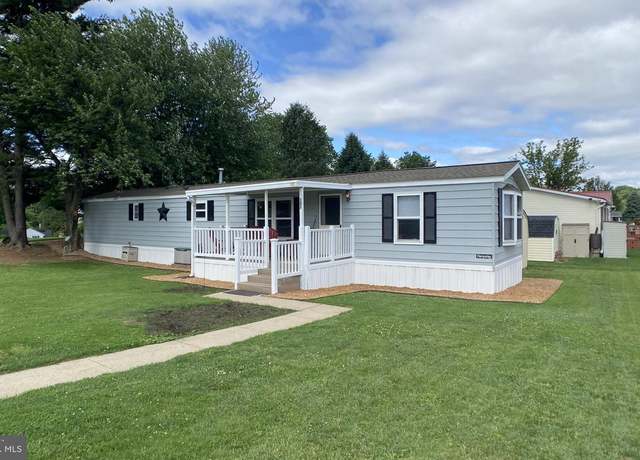 Property at 101 Grouse Dr, Lancaster, PA 17603, 2 beds, 1 bath
