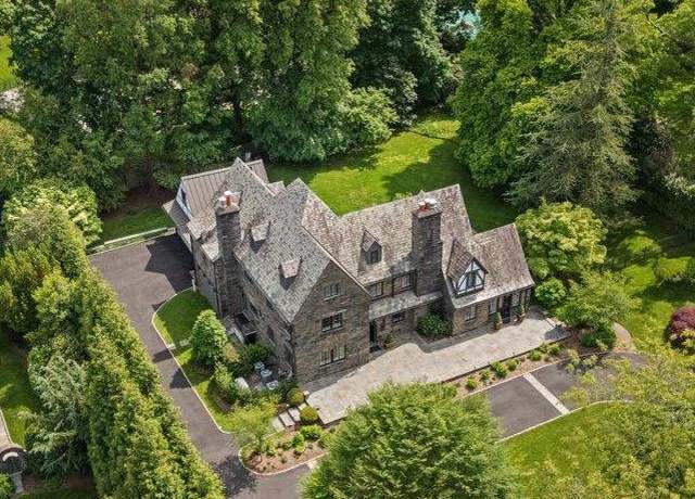 Property at 304 Brentford Rd, Haverford, PA 19041, 6 beds, 6.5 baths