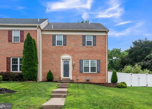 Property at 130 Goshen Rd, Schwenksville, PA 19473, 2 beds, 2.5 baths