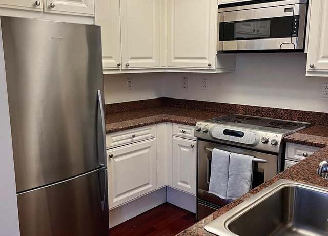 Property at 1500 Chestnut St Unit 15I, Philadelphia, PA 19102, 1 bed, 1 bath