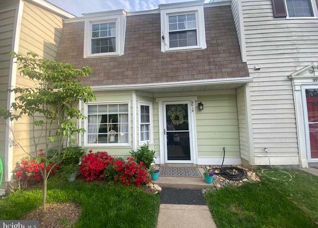 Property at 9919 Blake Ln, Oakton, VA 22124, 3 beds, 1.5 baths