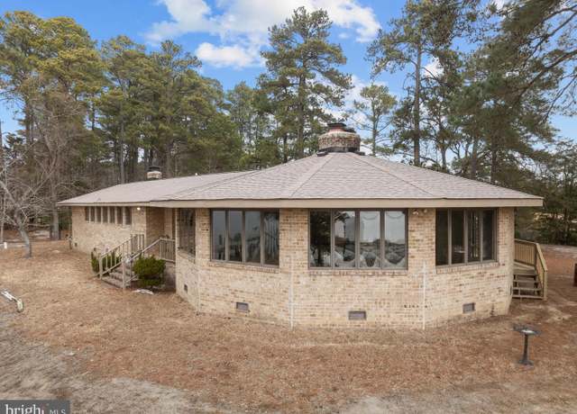 Property at 5414 York Haven Ln, Gloucester, VA 23061, 3 beds, 2.5 baths