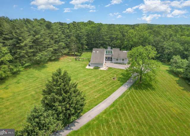 Property at 16222 Hampton Rd, Hamilton, VA 20158, 5 beds, 4 baths