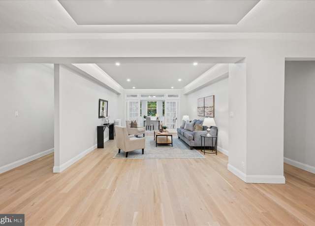 Property at 4700 Connecticut Ave NW #207, Washington, DC 20008, 3 beds, 2 baths