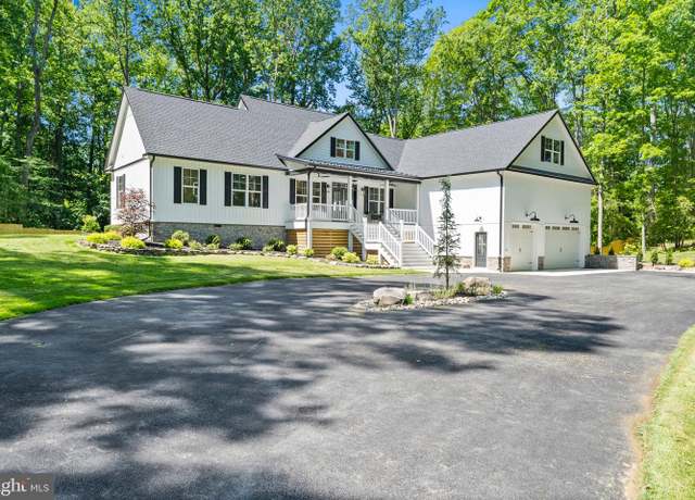Property at 5570 Warren Dr, Huntingtown, MD 20639, 4 beds, 3.5 baths