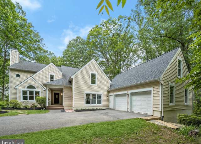 Property at 6808 Caravan Ct, Columbia, MD 21044, 5 beds, 4.5 baths