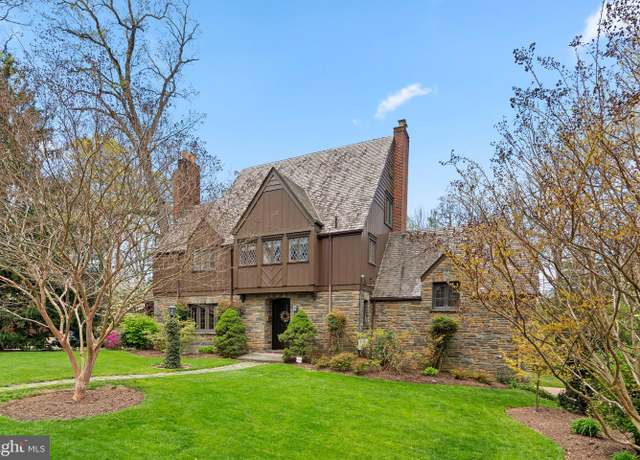 Property at 6912 Oakridge Rd, University Park, MD 20782, 4 beds, 4 baths