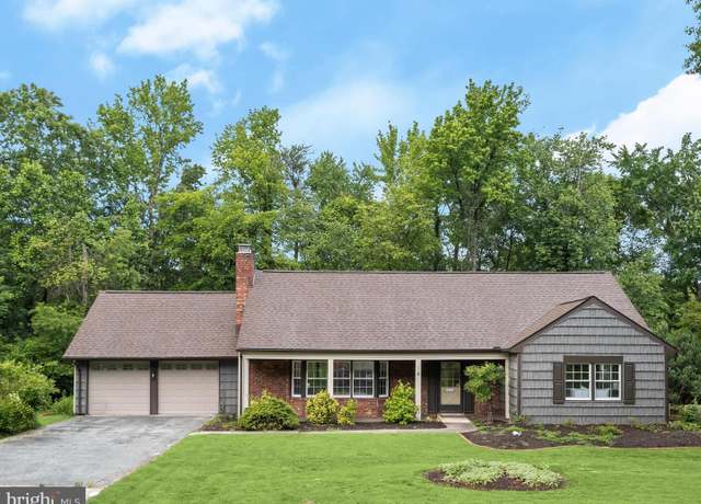 Property at 8906 Eastbourne Ln, Laurel, MD 20708, 5 beds, 3 baths