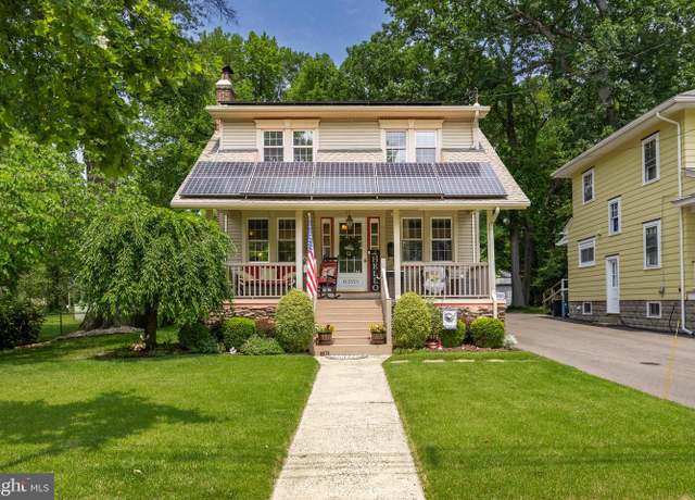 Property at 11 W Park Blvd, Haddon Township, NJ 08108, 3 beds, 1.5 baths