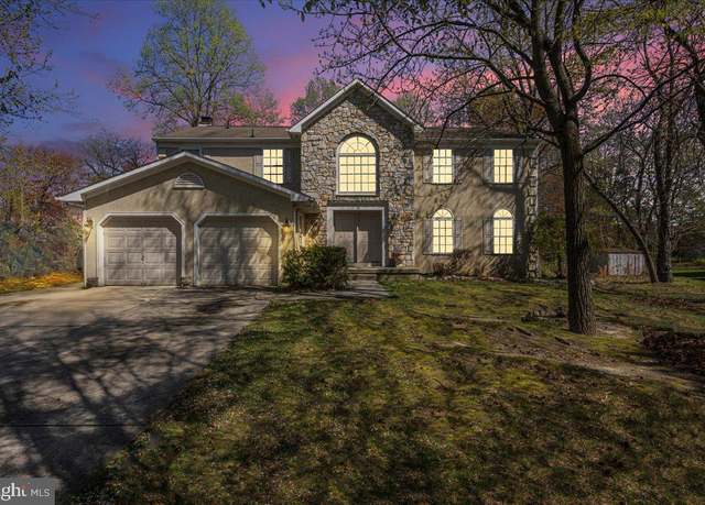 Property at 16 Armitage Ct, Sewell, NJ 08080, 4 beds, 2.5 baths