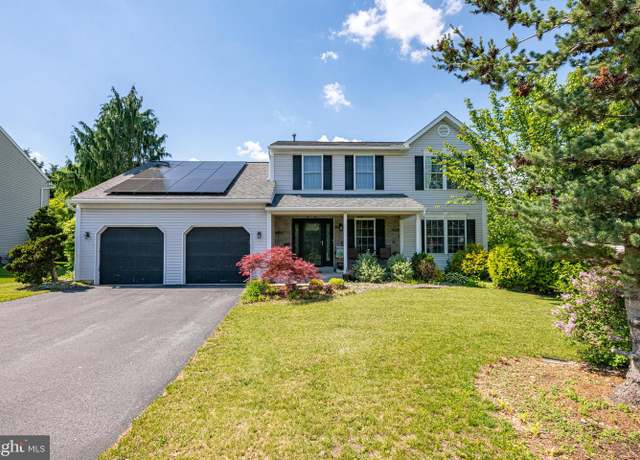 Property at 3405 Mohawk Dr, Reading, PA 19608, 4 beds, 2.5 baths