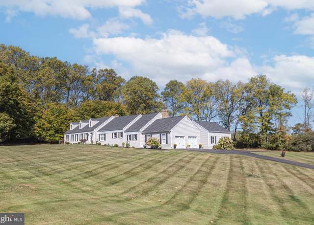 Property at 6698 Brownstone Dr, New Hope, PA 18938, 5 beds, 3.5 baths