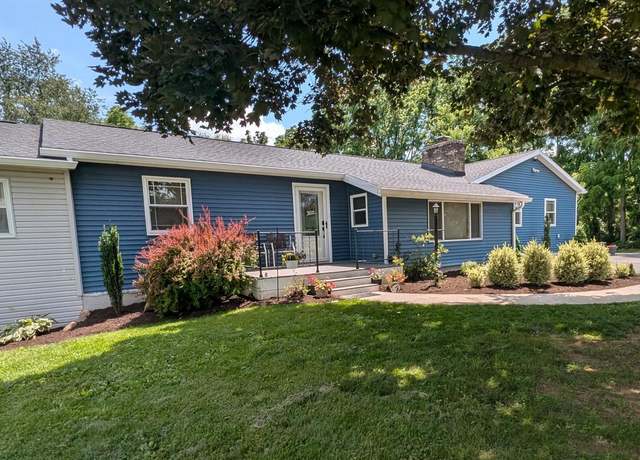 Property at 3080 Oak Hill Rd, Waynesboro, PA 17268, 5 beds, 3 baths