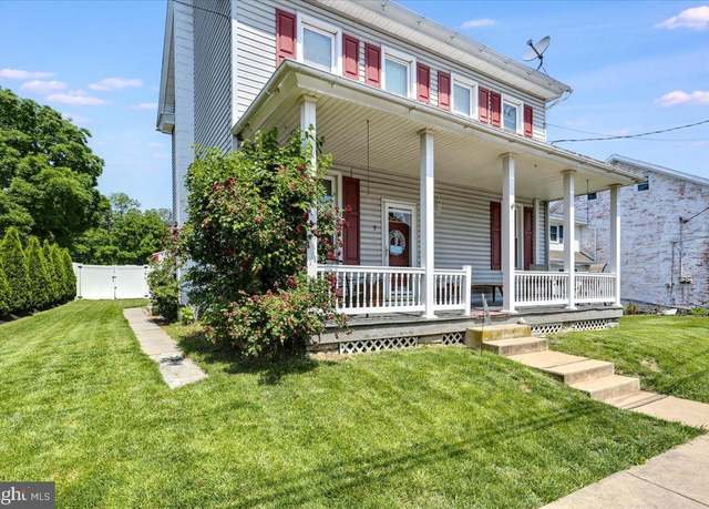 Property at 9 S Race St, Richland, PA 17087, 5 beds