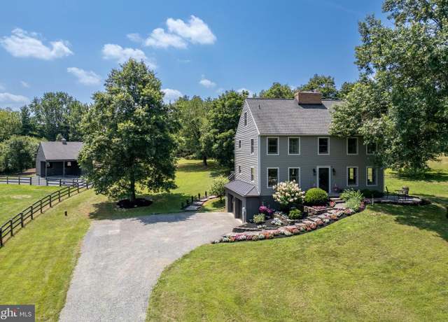 Property at 576 Old Skippack Rd, Harleysville, PA 19438, 4 beds, 3.5 baths