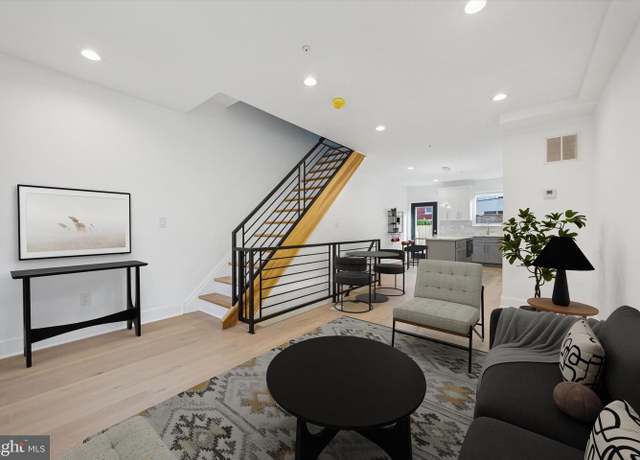 Property at 719 Mercy St, Philadelphia, PA 19148, 4 beds, 3 baths
