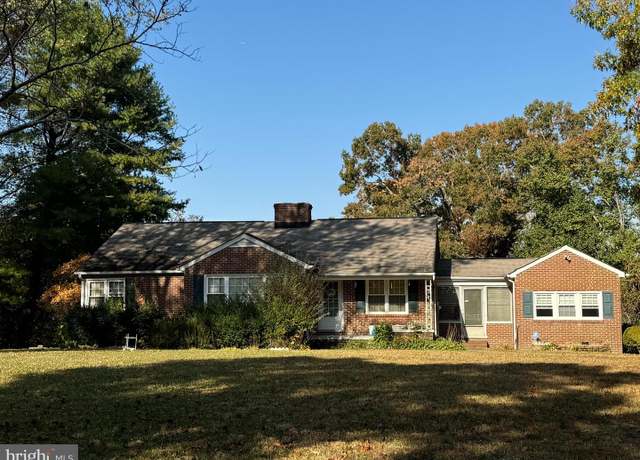 Property at 14423 Long Branch Rd, Woodford, VA 22580, 4 beds, 1 bath