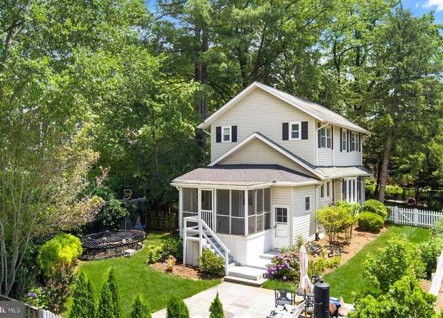 Property at 201 Pennsylvania Ave, Falls Church, VA 22046, 4 beds, 3 baths