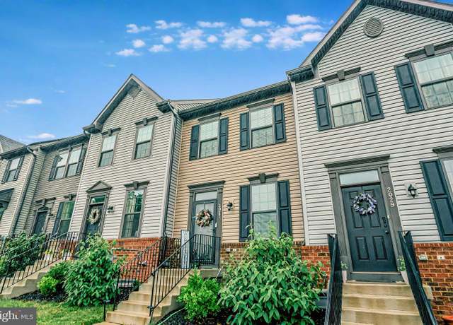 Property at 2027 Track Cir, Fredericksburg, VA 22401, 3 beds, 3 baths