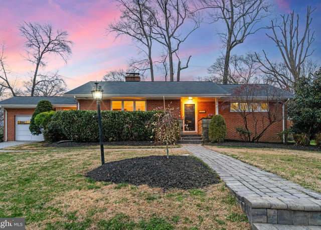 Property at 1211 Tulane Dr, Alexandria, VA 22307, 4 beds, 3 baths