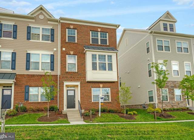 Property at 711 Sawback Sq NE, Leesburg, VA 20176, 3 beds, 3 baths