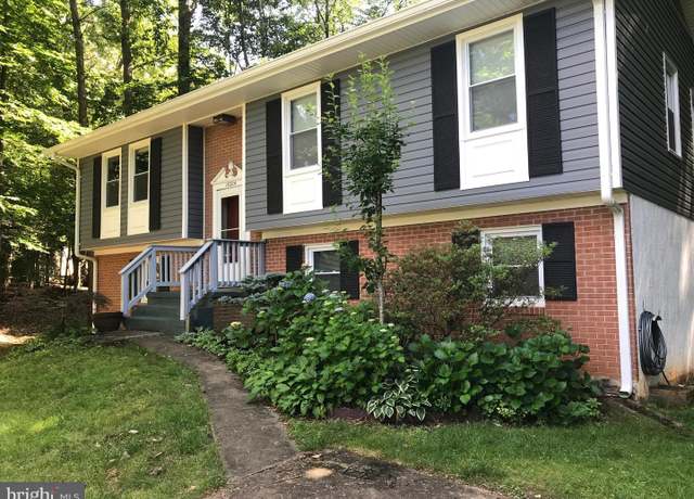Property at 16204 Sheffield Dr, Dumfries, VA 22025, 4 beds, 3 baths