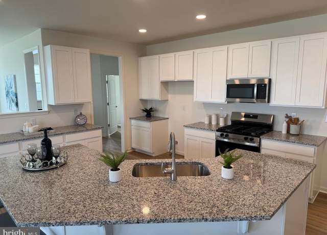Property at 196 Elm Crest Ln, Felton, DE 19943, 3 beds, 2 baths