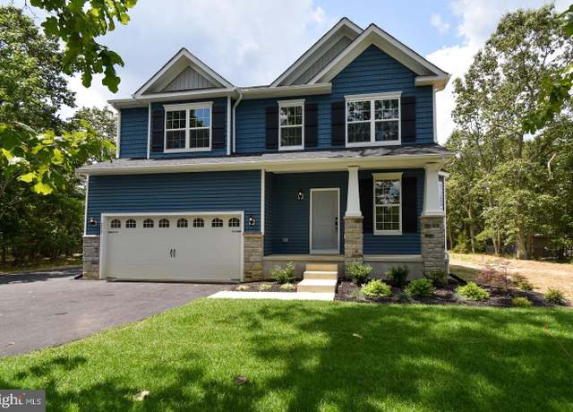 Property at 305 Poplar Ave, Newark, DE 19711, 4 beds, 2.5 baths