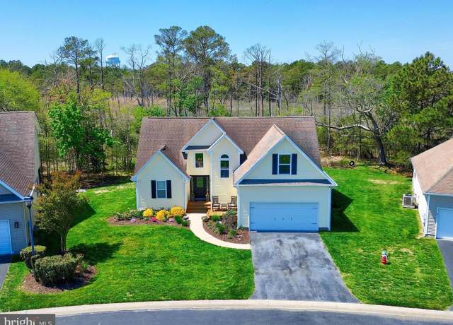 Property at 37114 Pinehurst Ct #91, Ocean View, DE 19970, 4 beds, 2.5 baths