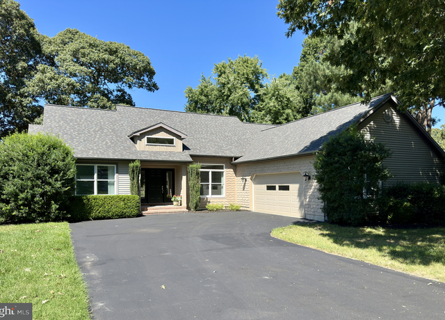 Property at 23572 Mallard Ln, Lewes, DE 19958, 3 beds, 2 baths