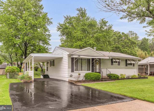 Property at 586 Rita Dr, Odenton, MD 21113, 4 beds, 1.5 baths