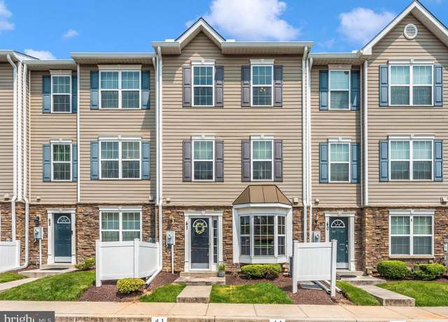 Property at 1900 Lennox Dr #41, Eldersburg, MD 21784, 3 beds, 2.5 baths