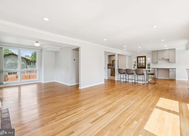 Property at 1502 Crestline Rd, Silver Spring, MD 20904, 4 beds, 3.5 baths