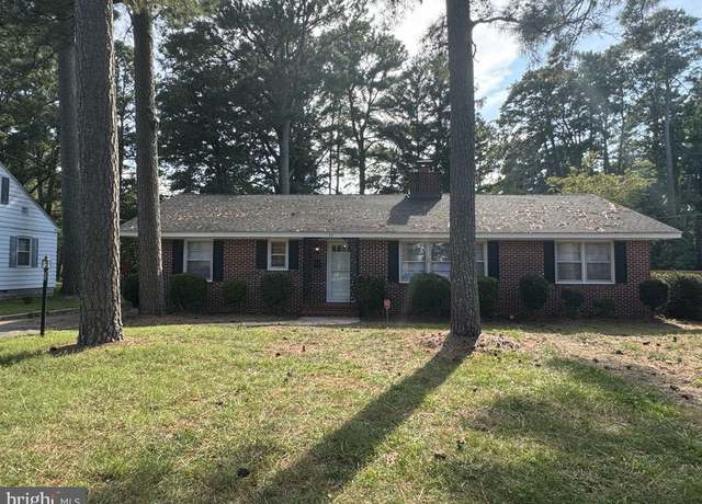 Property at 20 Greenway Ave, Pocomoke City, MD 21851, 3 beds, 1.5 baths
