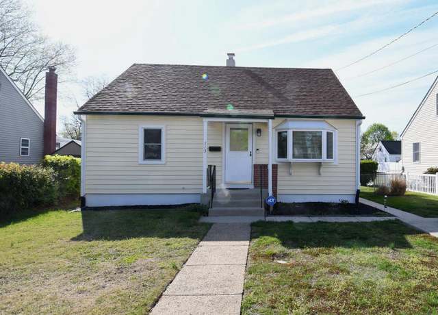 Property at 713 Cooper St, Florence, NJ 08518, 3 beds, 1 bath