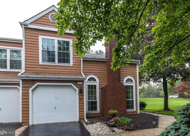 Property at 631 Danbury Ct, Newtown, PA 18940, 2 beds, 1.5 baths