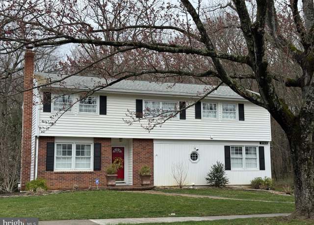 Property at 2102 N Oak Ln, State College, PA 16803, 4 beds, 3 baths