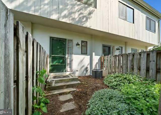 Property at 635 Summit House #635, West Chester, PA 19382, 2 beds, 2 baths