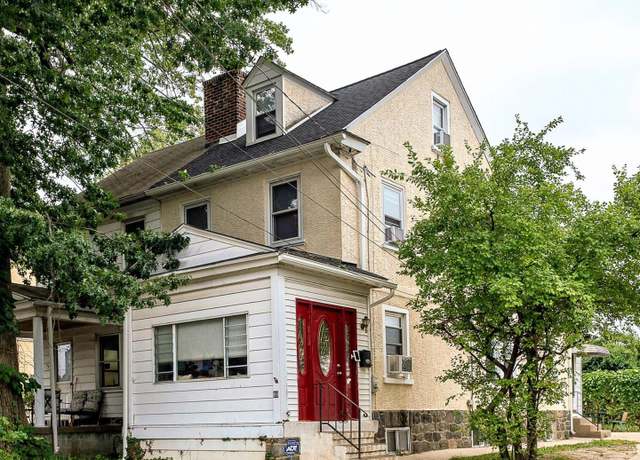 Property at 88 S Keystone Ave, Upper Darby, PA 19082, 4 beds, 1 bath