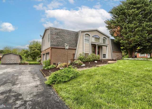 Property at 1261 E Mckinley Street Ext, Chambersburg, PA 17202, 2 beds, 2 baths