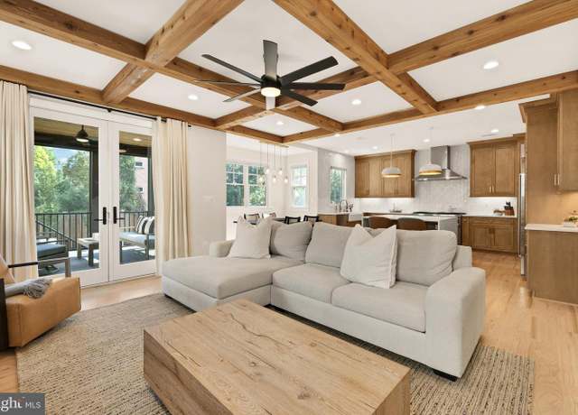 Property at 637 21st St S, Arlington, VA 22202, 5 beds, 4.5 baths