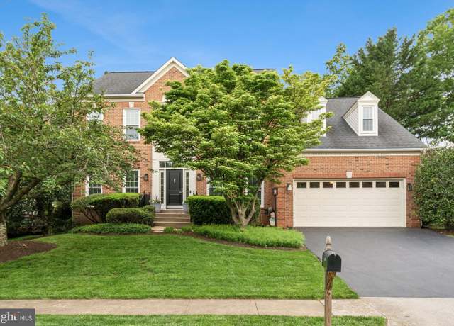 Property at 20579 Overton Ct, Sterling, VA 20165, 4 beds, 3.5 baths