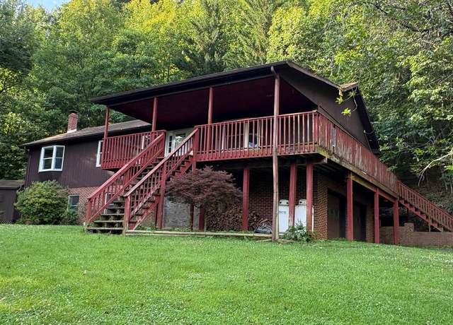 Property at 287 Blackthorne Rd, Luray, VA 22835, 3 beds, 3 baths