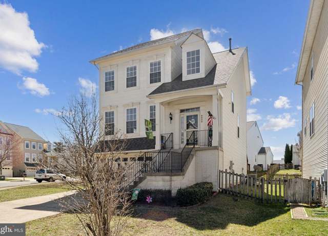 Property at 8640 Webster Tavern Way, Manassas, VA 20109, 4 beds, 3.5 baths