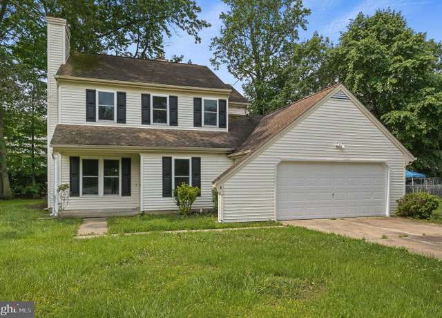 Property at 4 Briarwood Ct, Dover, DE 19904, 3 beds, 2.5 baths
