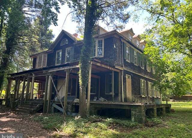 Property at 605 Upland Rd, Pikesville, MD 21208, 15 beds