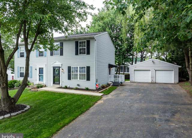 Property at 672 Johahn Dr, Westminster, MD 21158, 3 beds, 1.5 baths