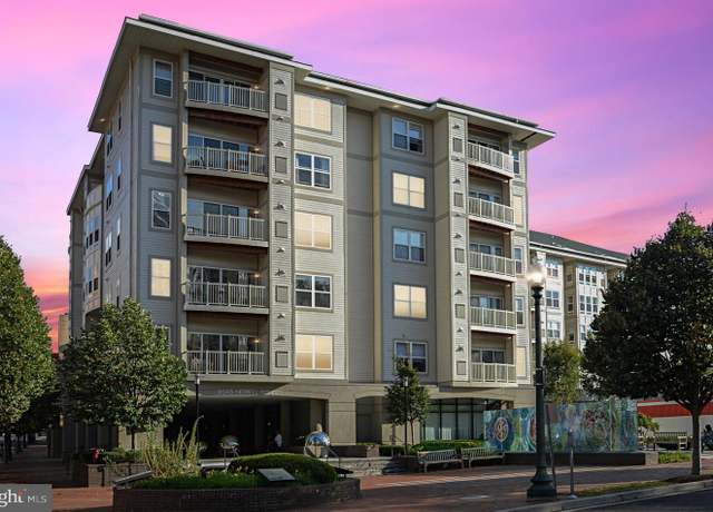 Property at 8045 Newell St #516, Silver Spring, MD 20910, 2 beds, 1 bath