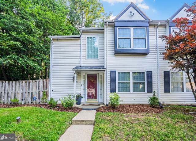 Property at 10405 Campus Way S, Upper Marlboro, MD 20774, 2 beds, 2.5 baths