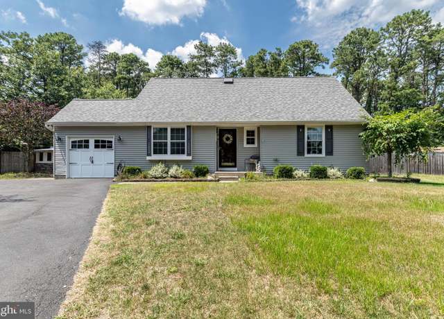 Property at 5 Prince Charles Ct, Marlton, NJ 08053, 4 beds, 2 baths